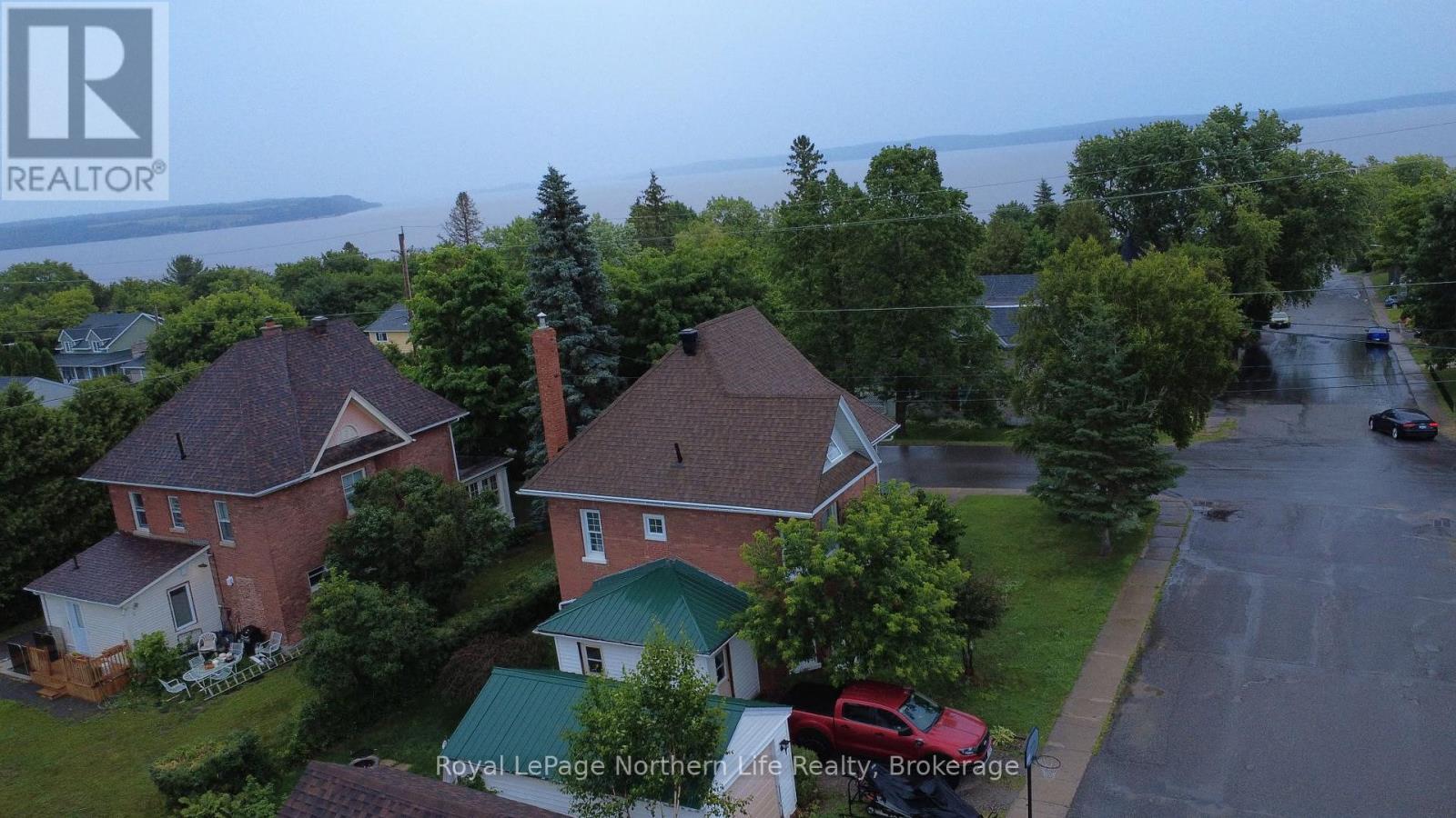 534 RORKE AVENUE - Image 5