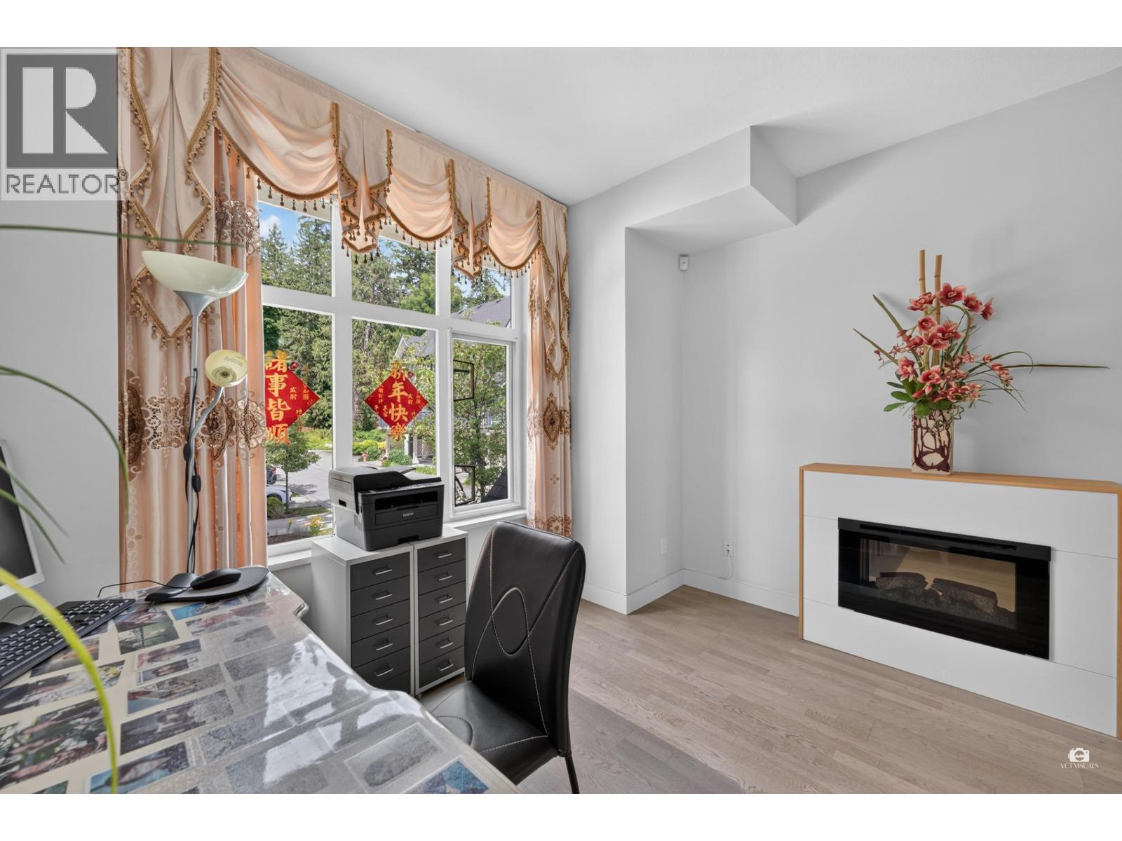 805 8485 NEW HAVEN CLOSE, Burnaby