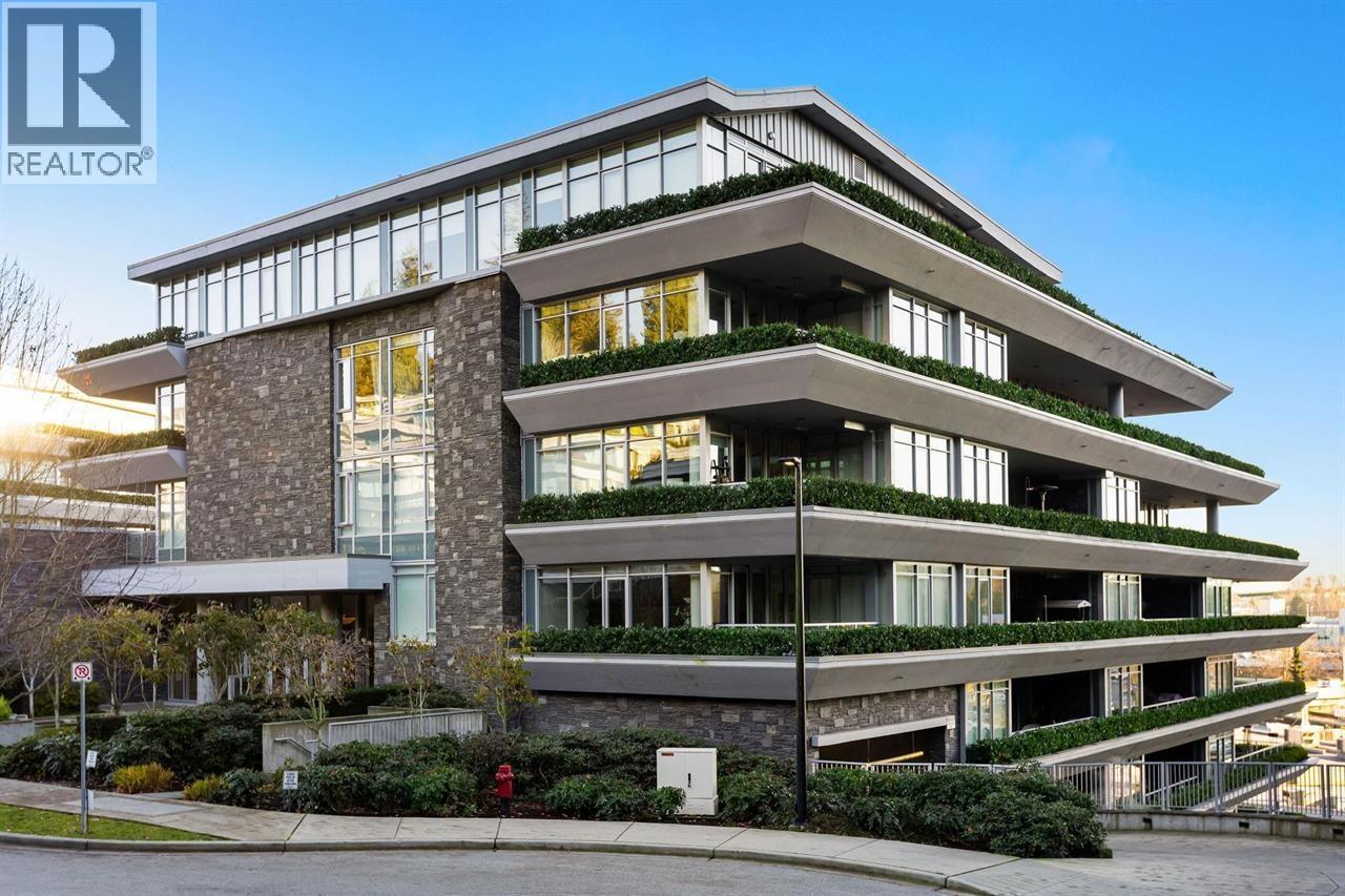 401 888 ARTHUR ERICKSON PLACE, West Vancouver