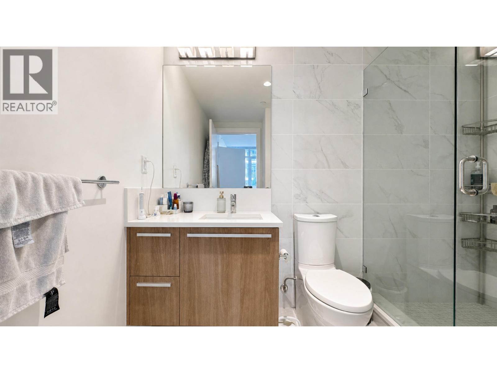 304 2738 LIBRARY LANE, North Vancouver