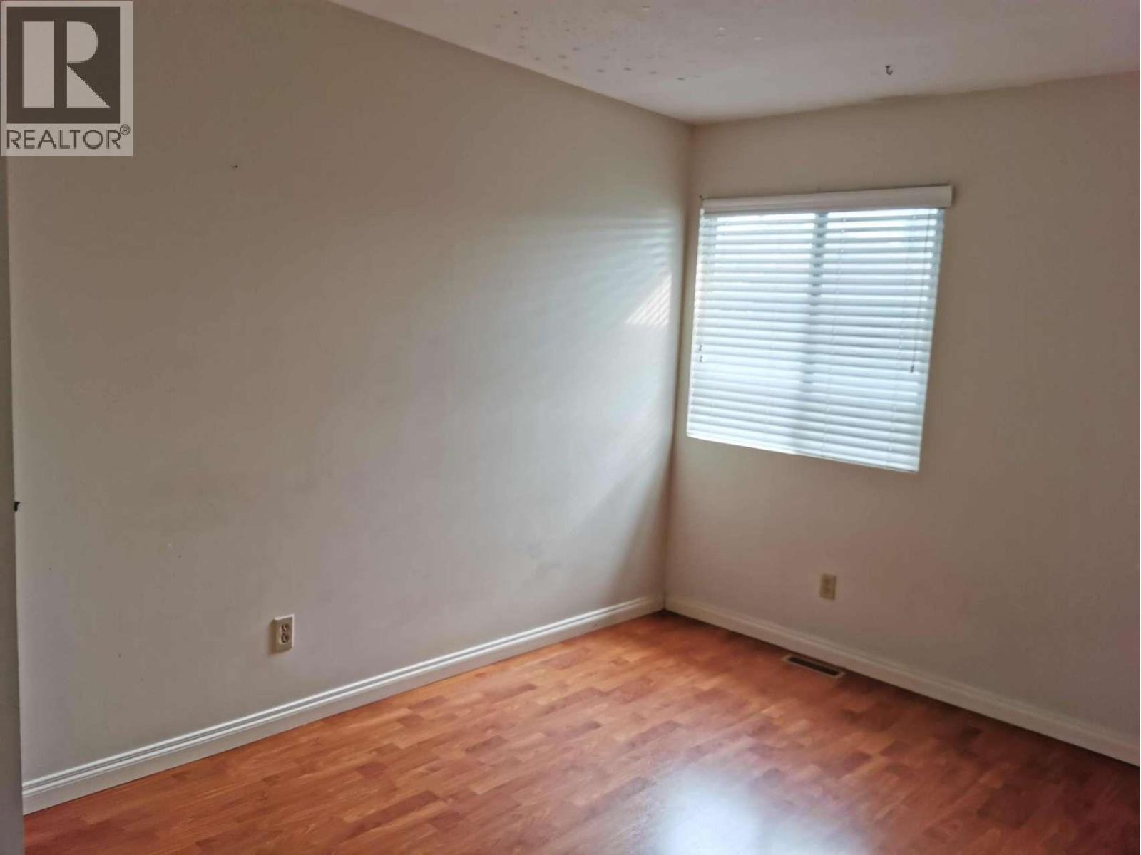 4 3600 CUNNINGHAM DRIVE, Richmond