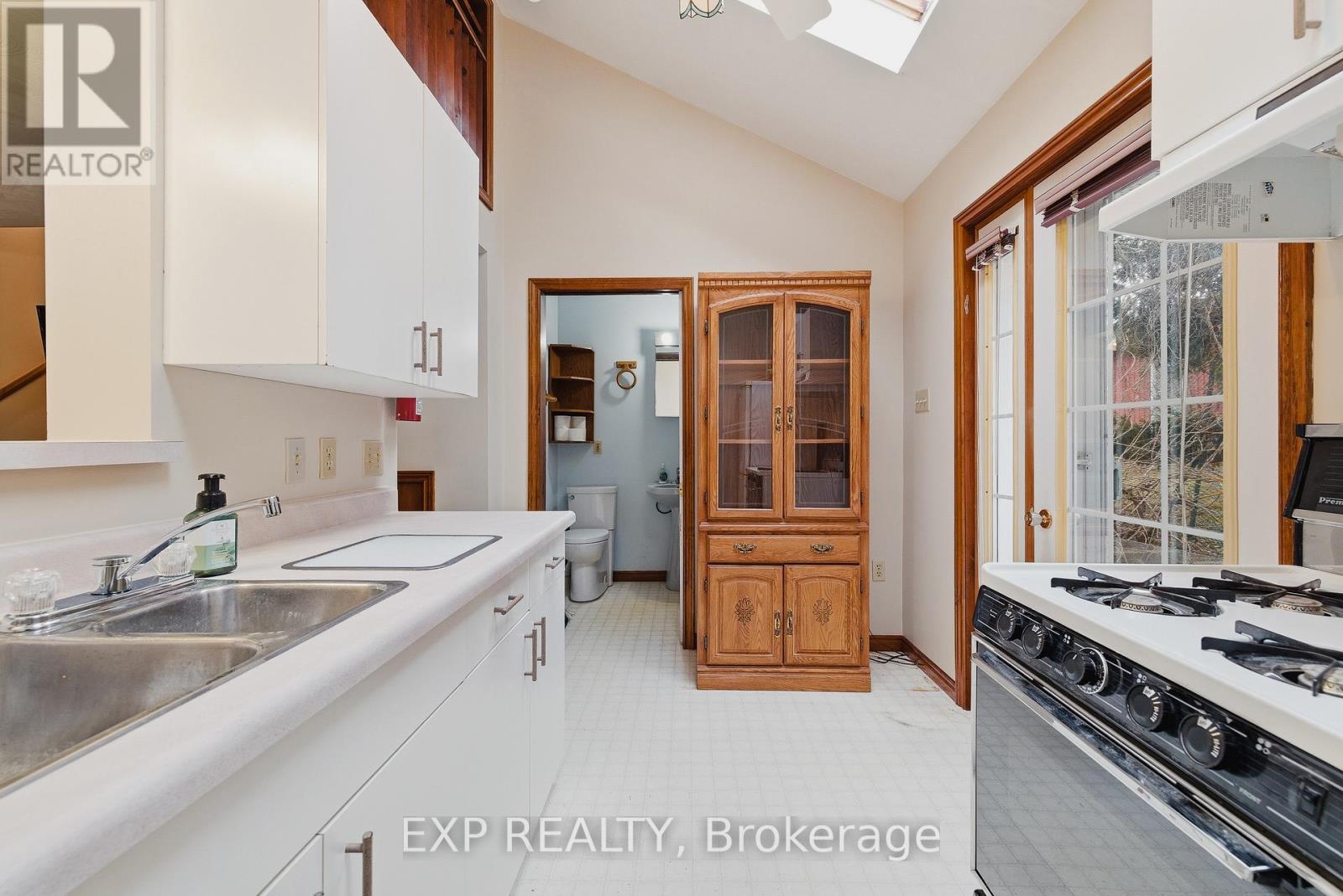 19 ADAM STREET - 20