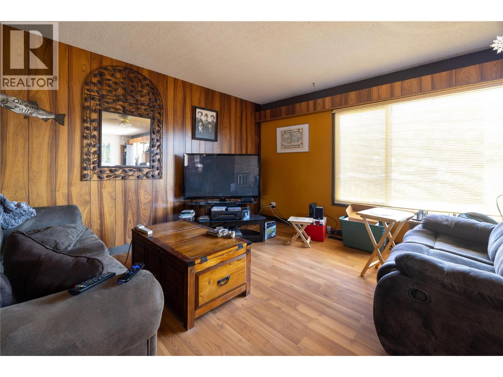 2271 Francis Street - 22