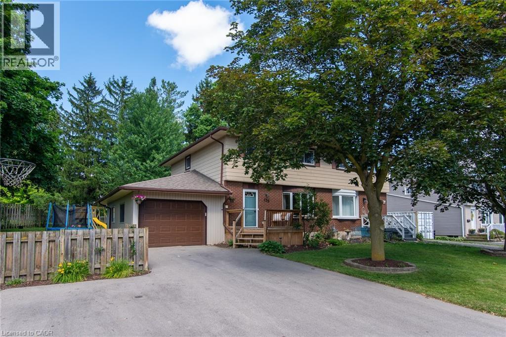 135 CONESTOGA Road — photo 3