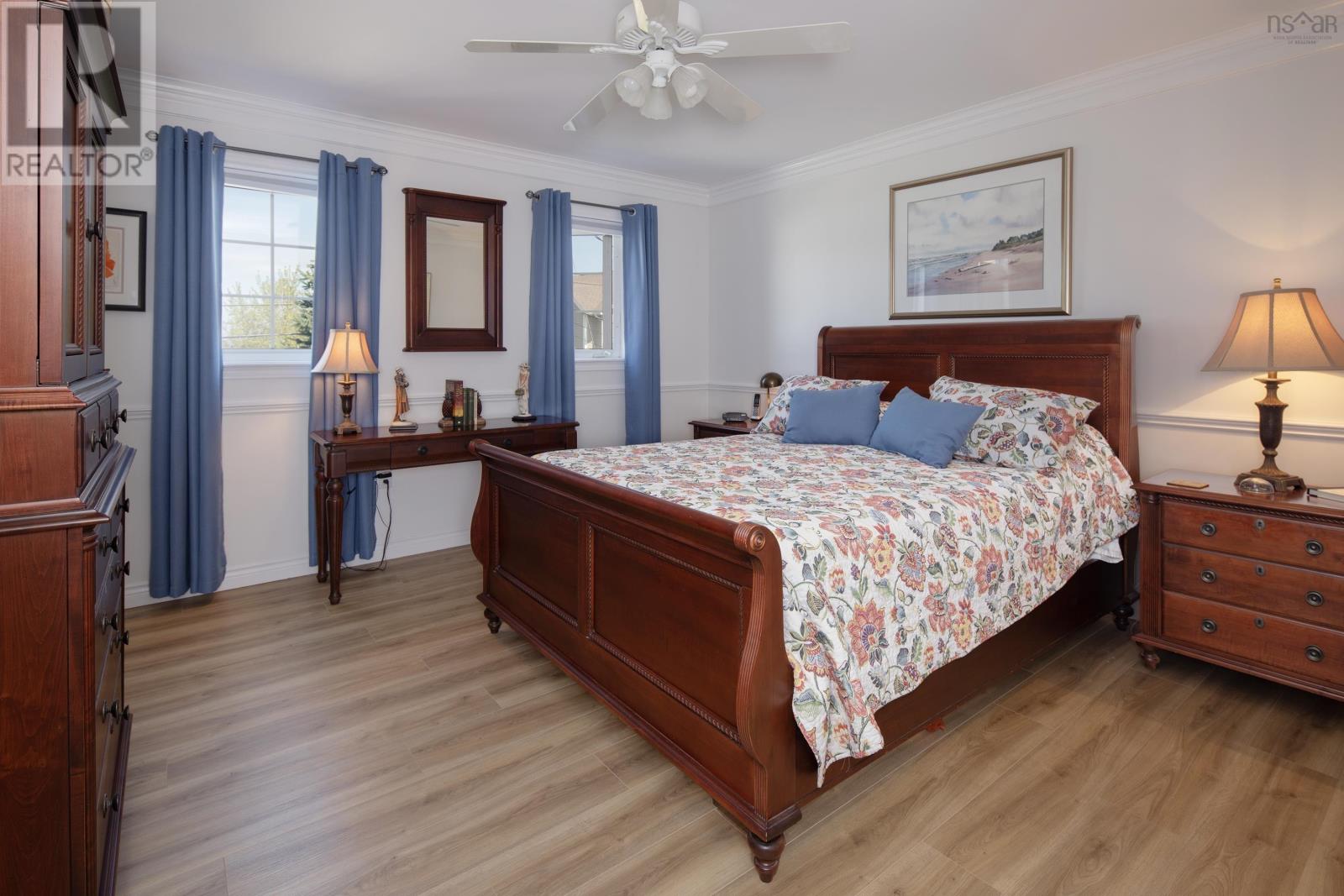 10 Blanchard Crescent - 27