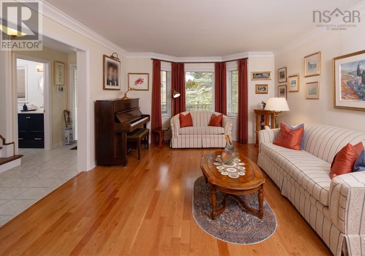 10 Blanchard Crescent - 9