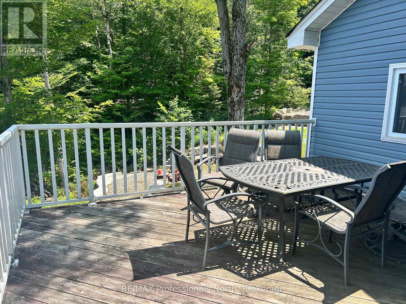 1129 COMAK CRESCENT - 20