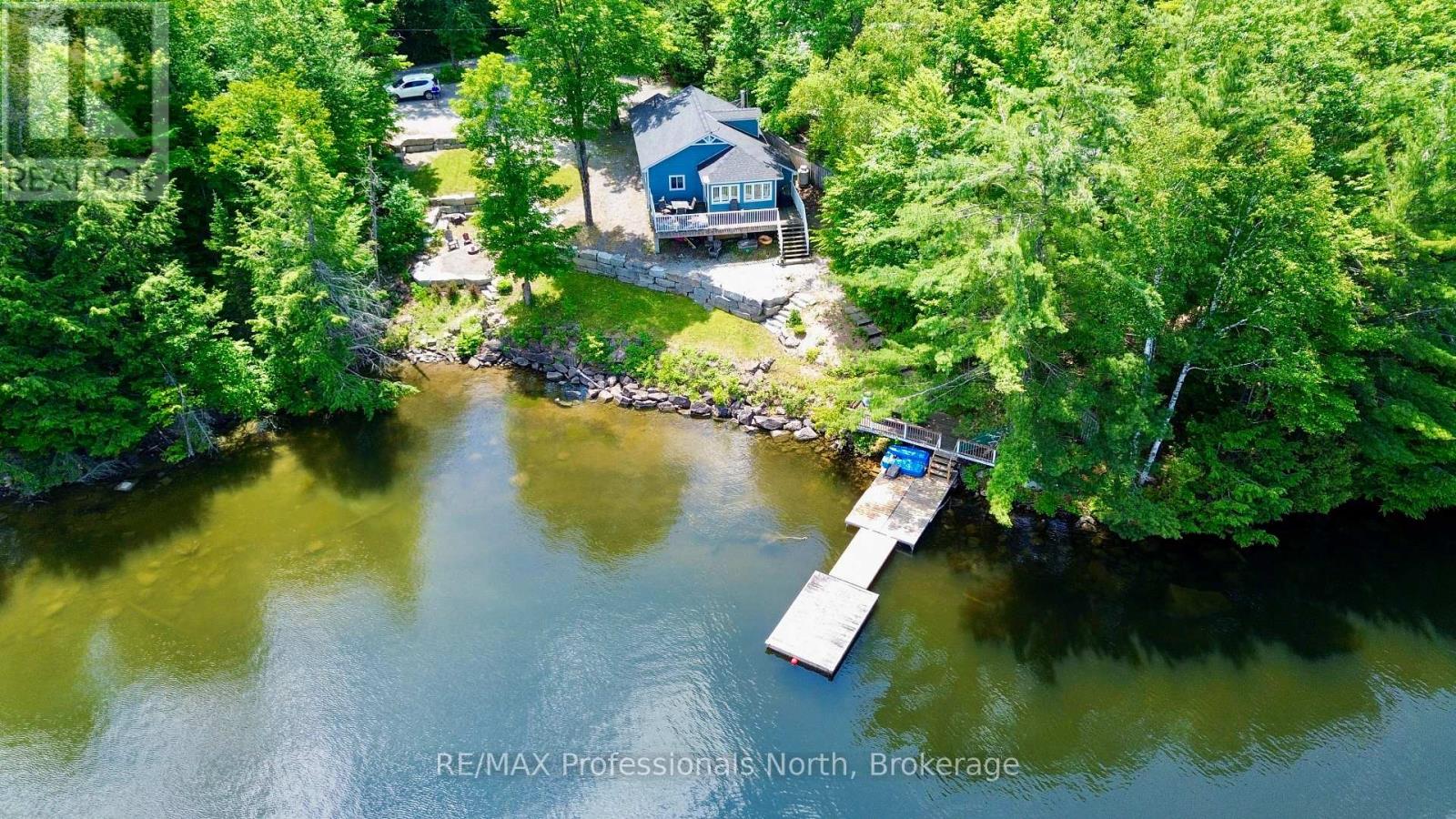1129 COMAK CRESCENT - 32