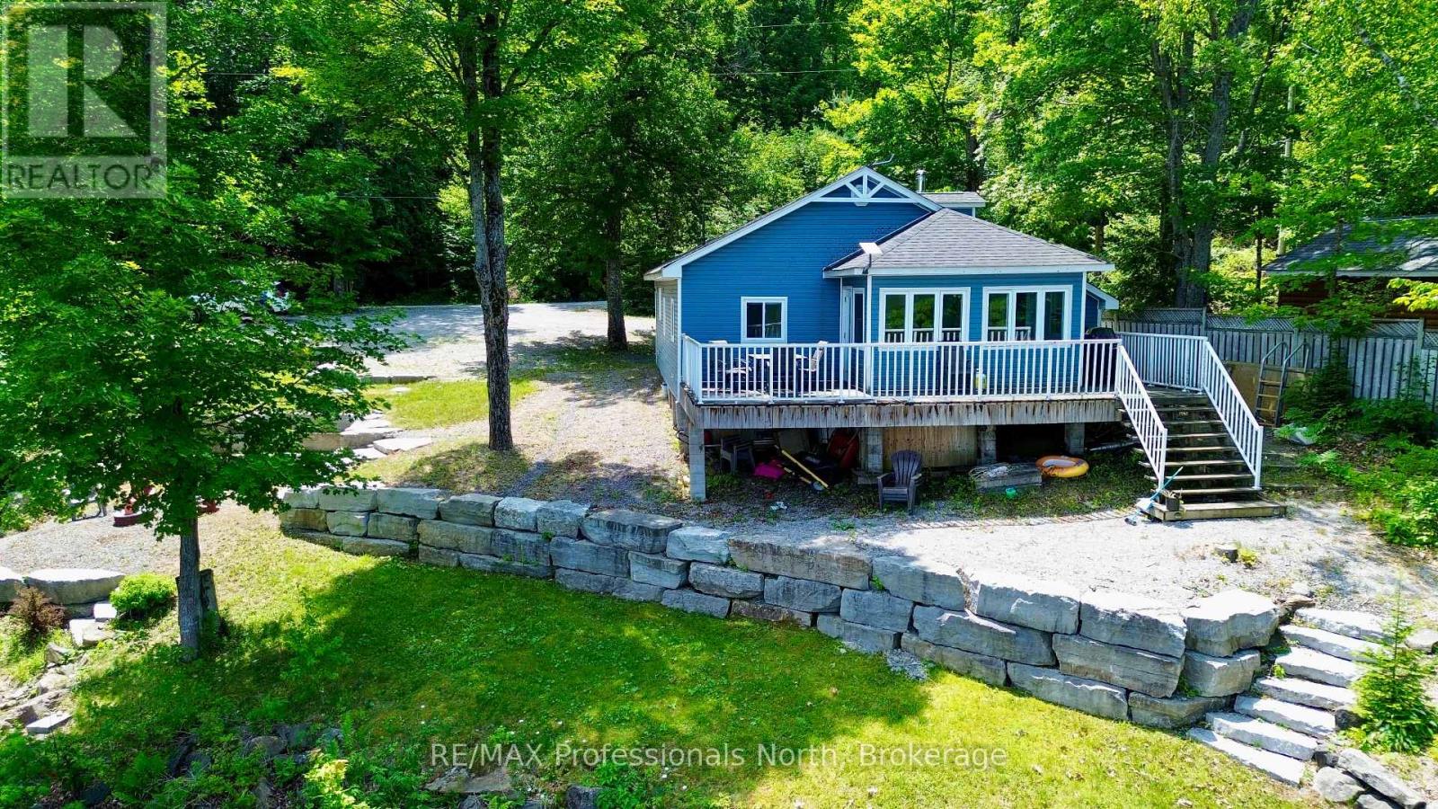 1129 COMAK CRESCENT - Image 33