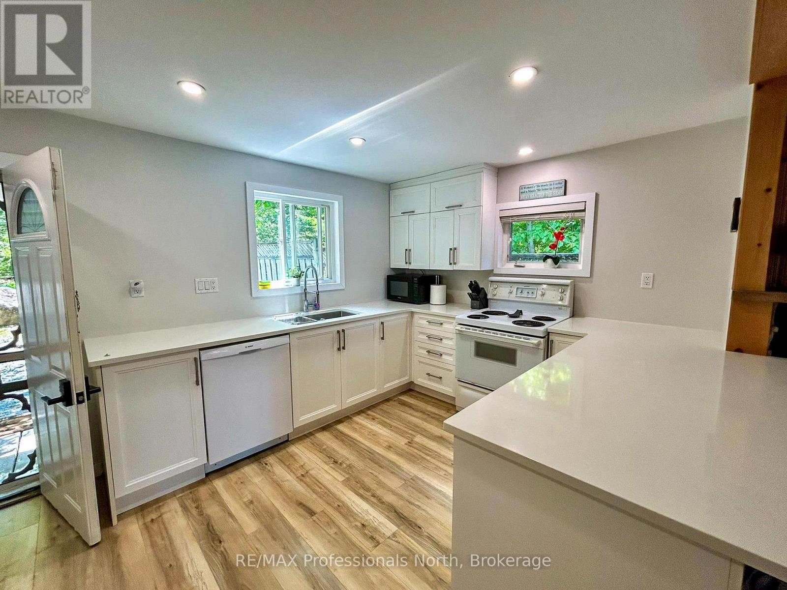 1129 COMAK CRESCENT - Image 7