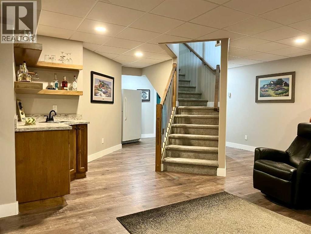 5132 54 Avenue - 22