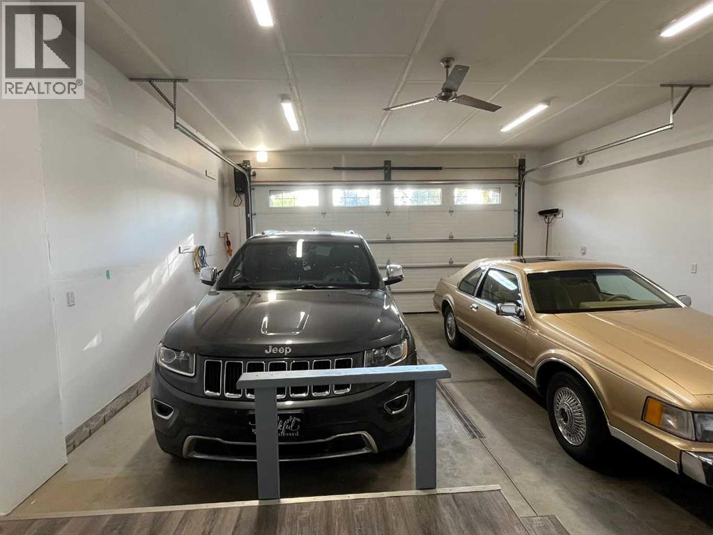 5132 54 Avenue - 34