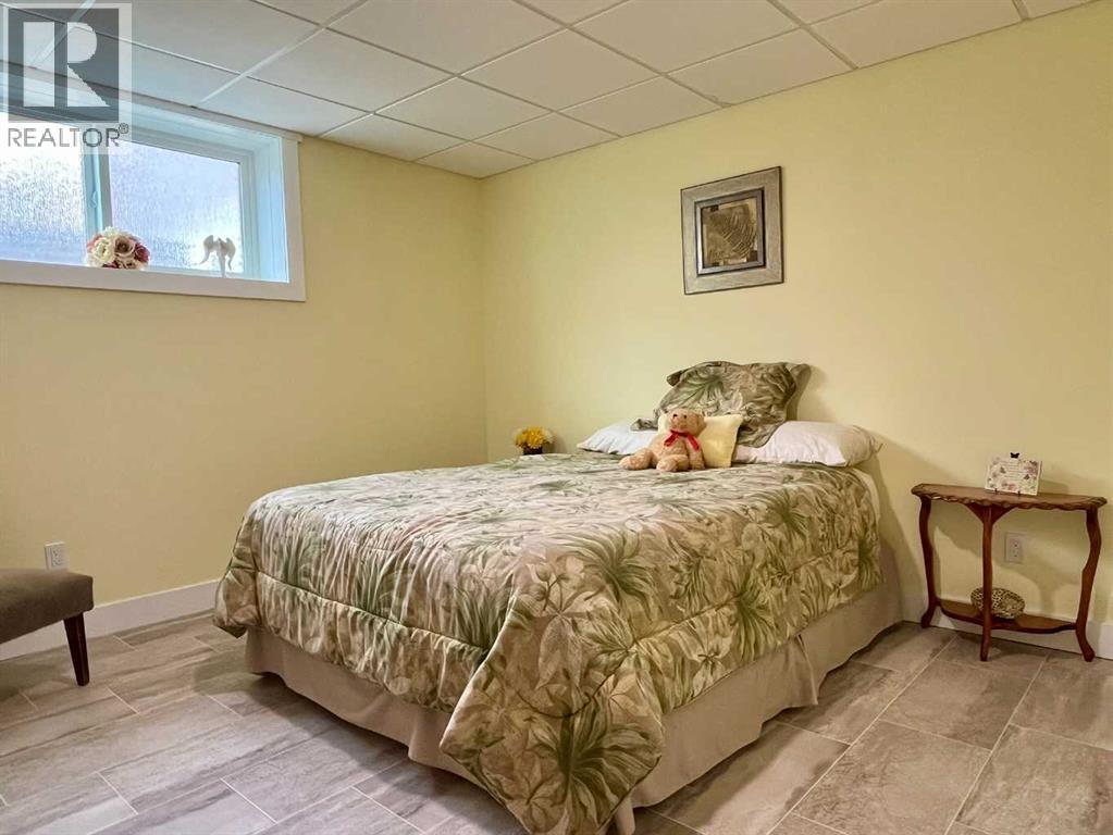 5132 54 Avenue - 26