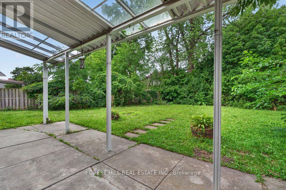 36 FLEETWELL COURT - 31