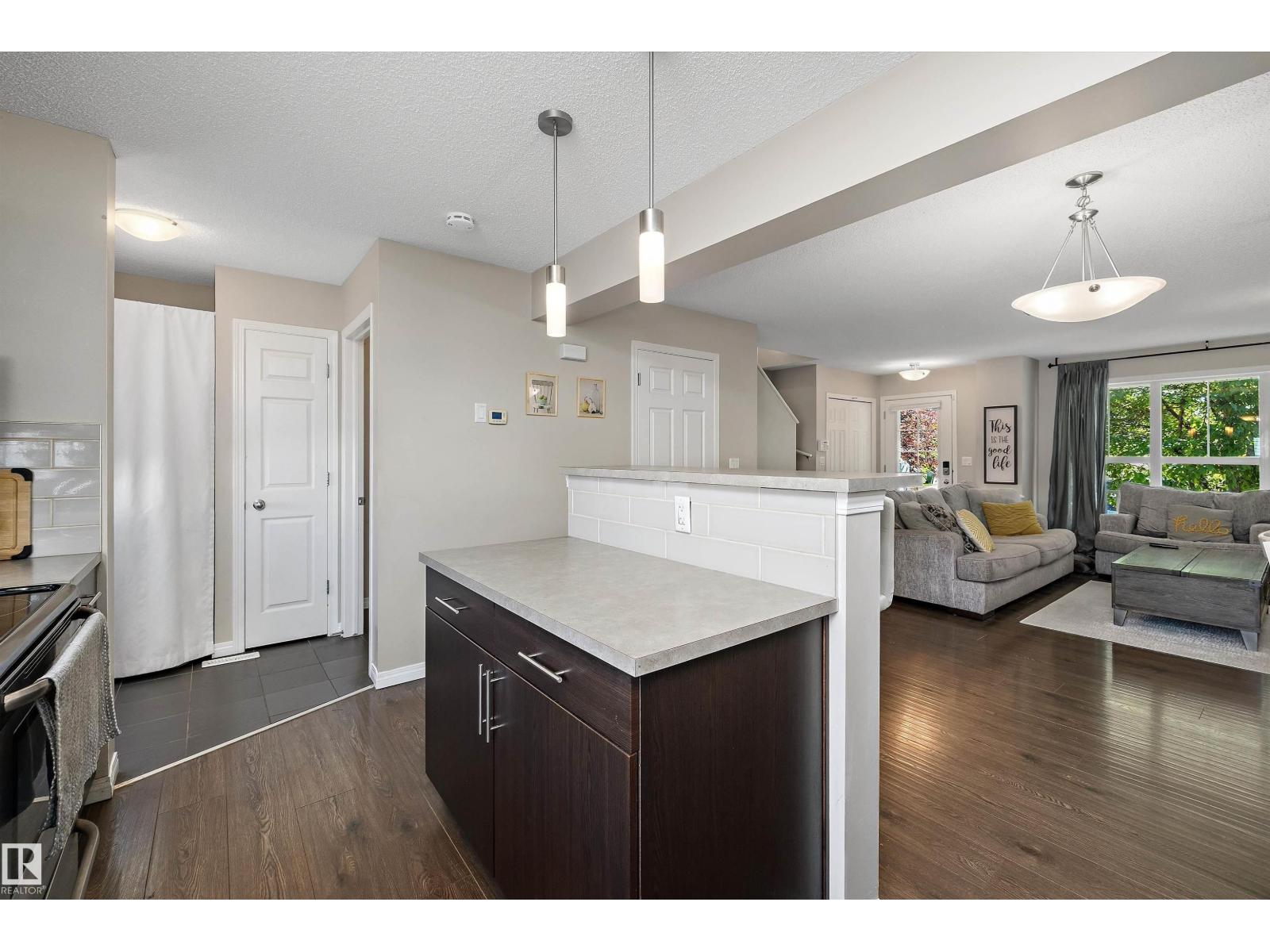 1922 74 ST SW - 16