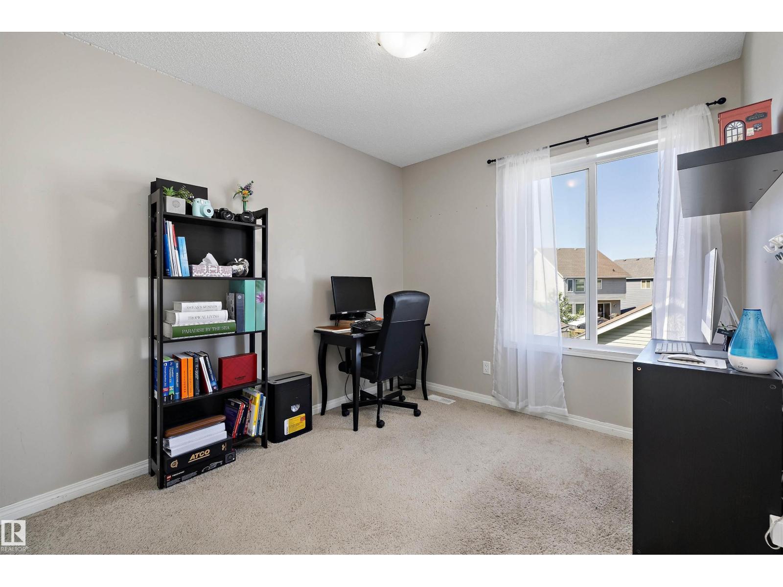 1922 74 ST SW - 27