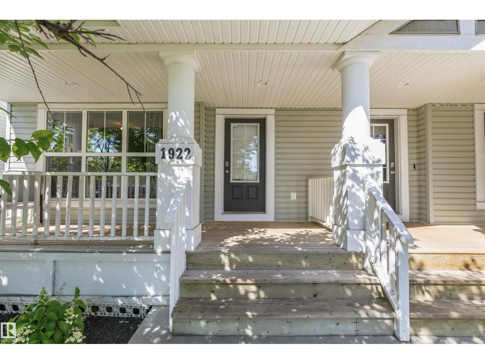 1922 74 ST SW - 3