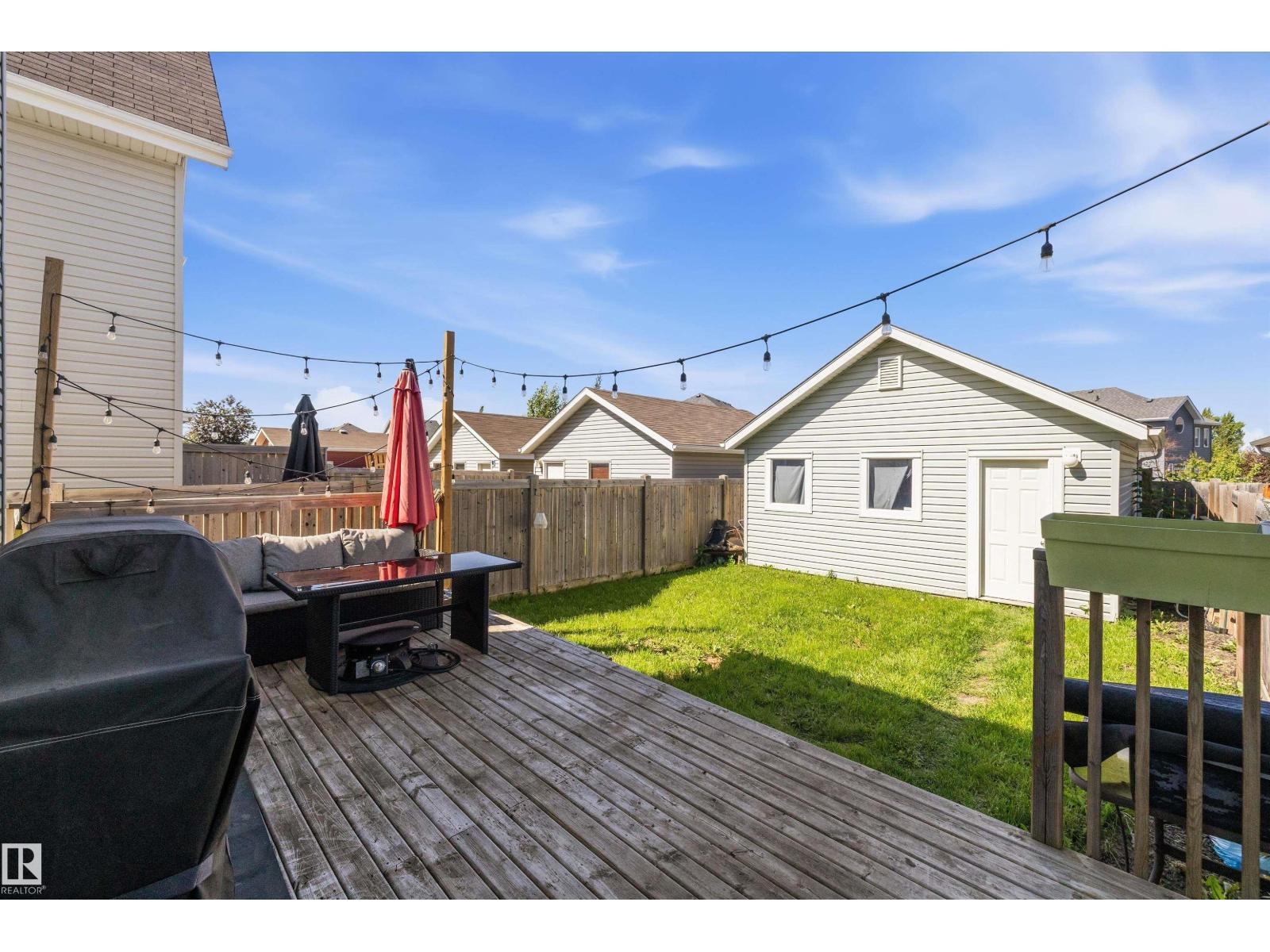 1922 74 ST SW - 33