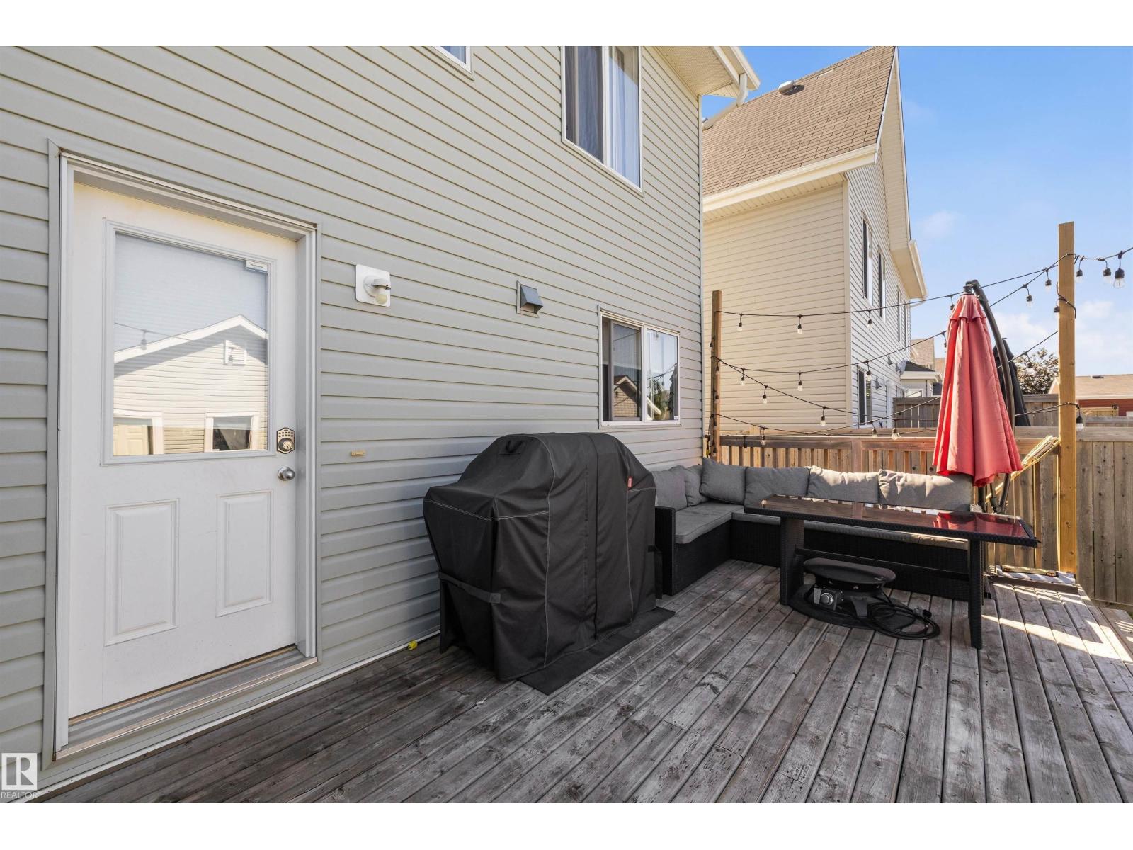 1922 74 ST SW - 34