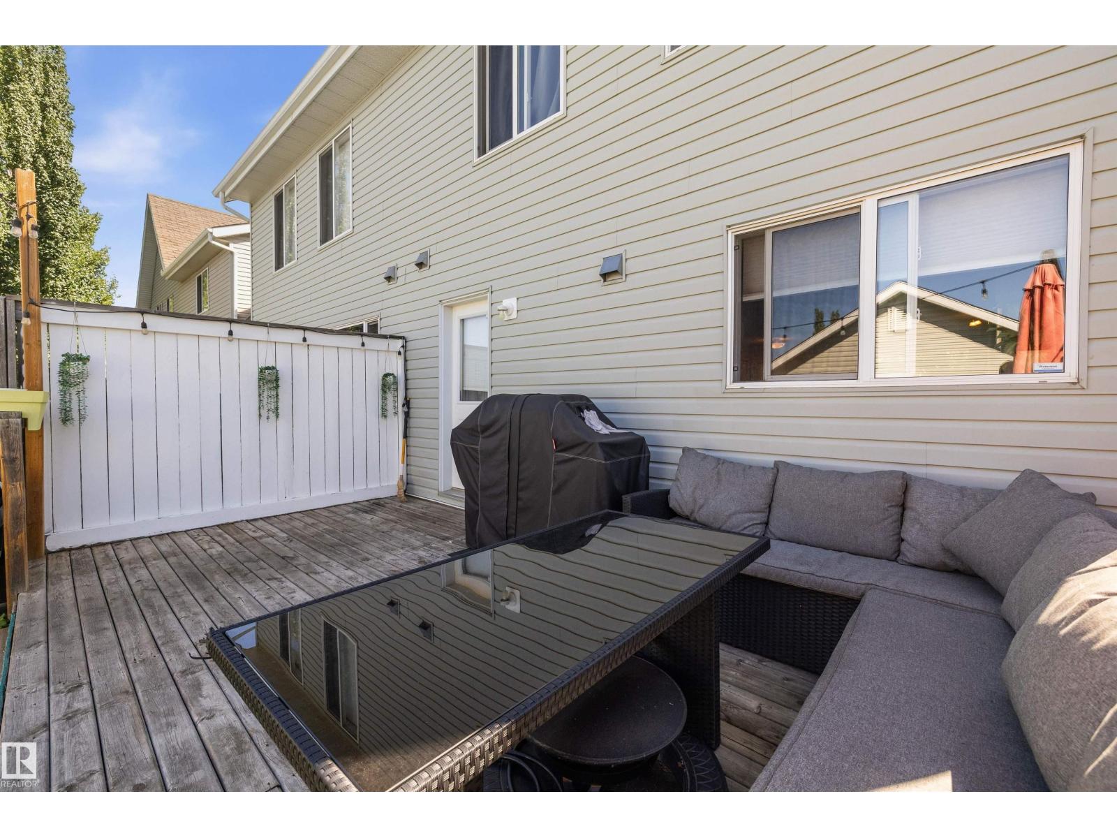 1922 74 ST SW - 35