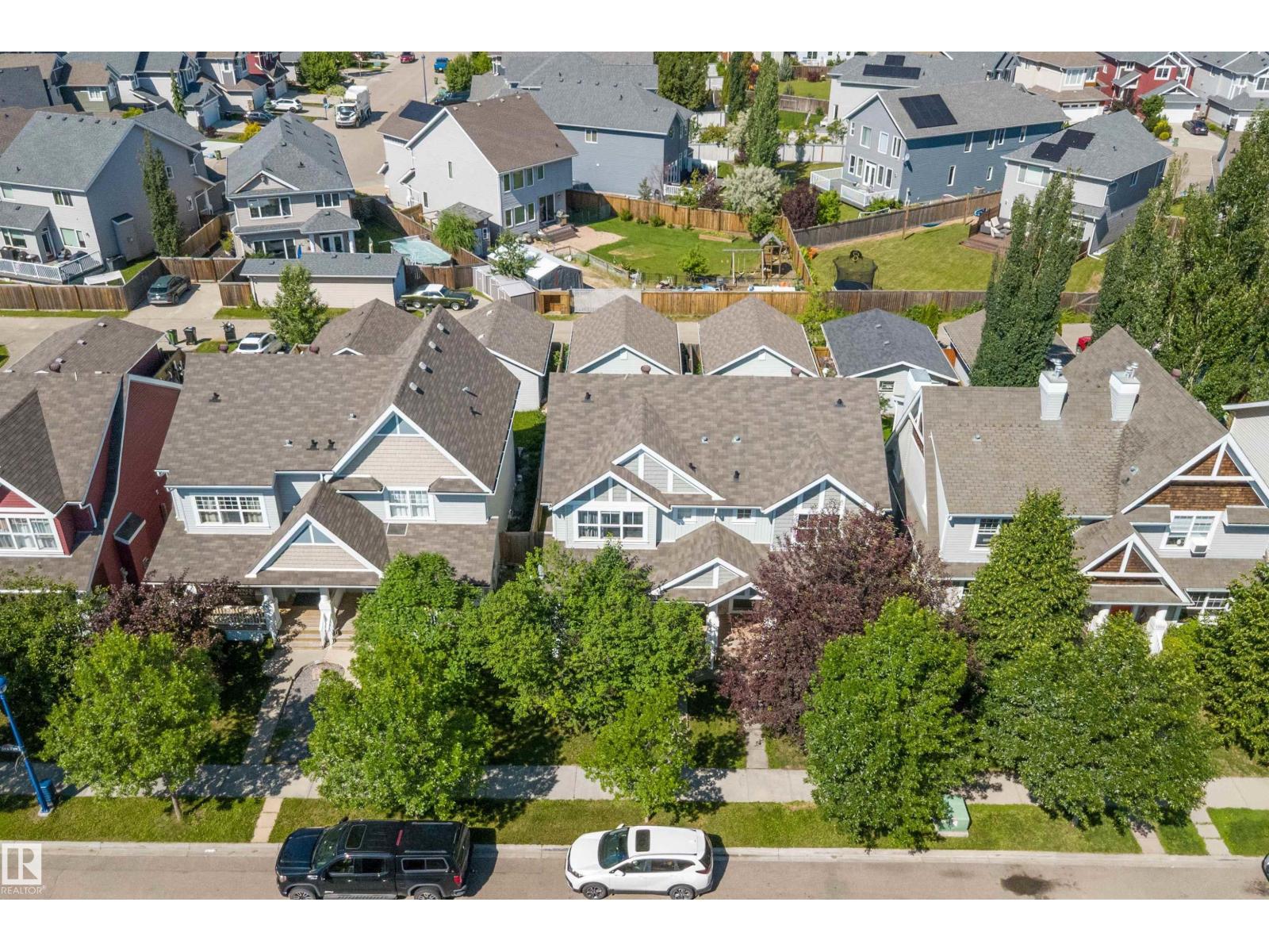 1922 74 ST SW - 39