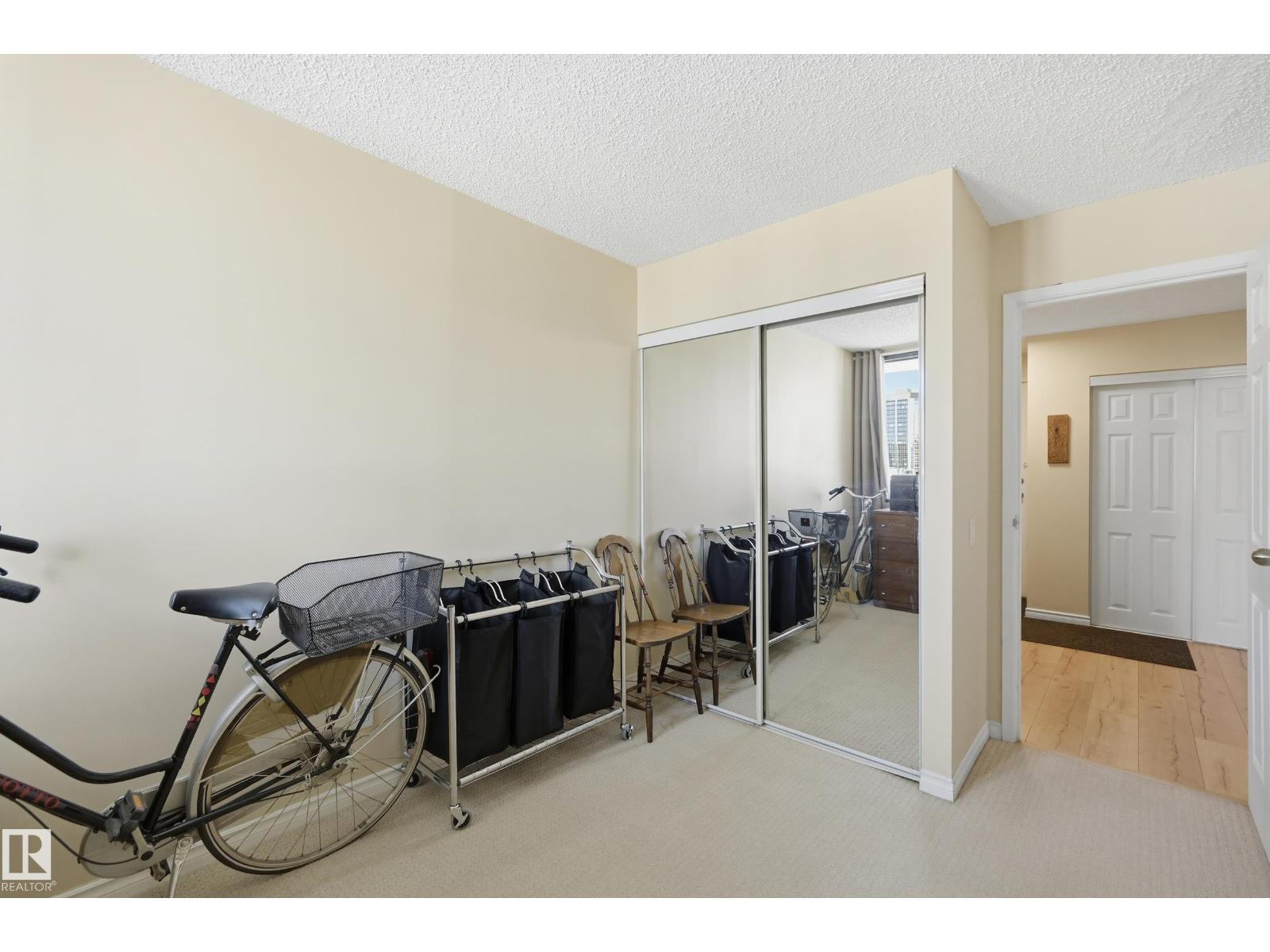 #601 10125 109 ST NW - 16