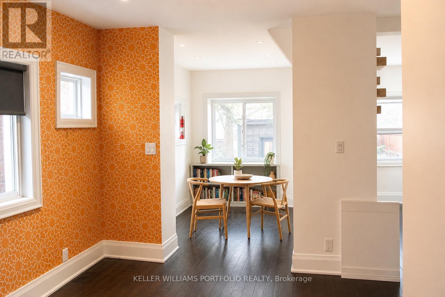 Eat in kitchen on Main floor