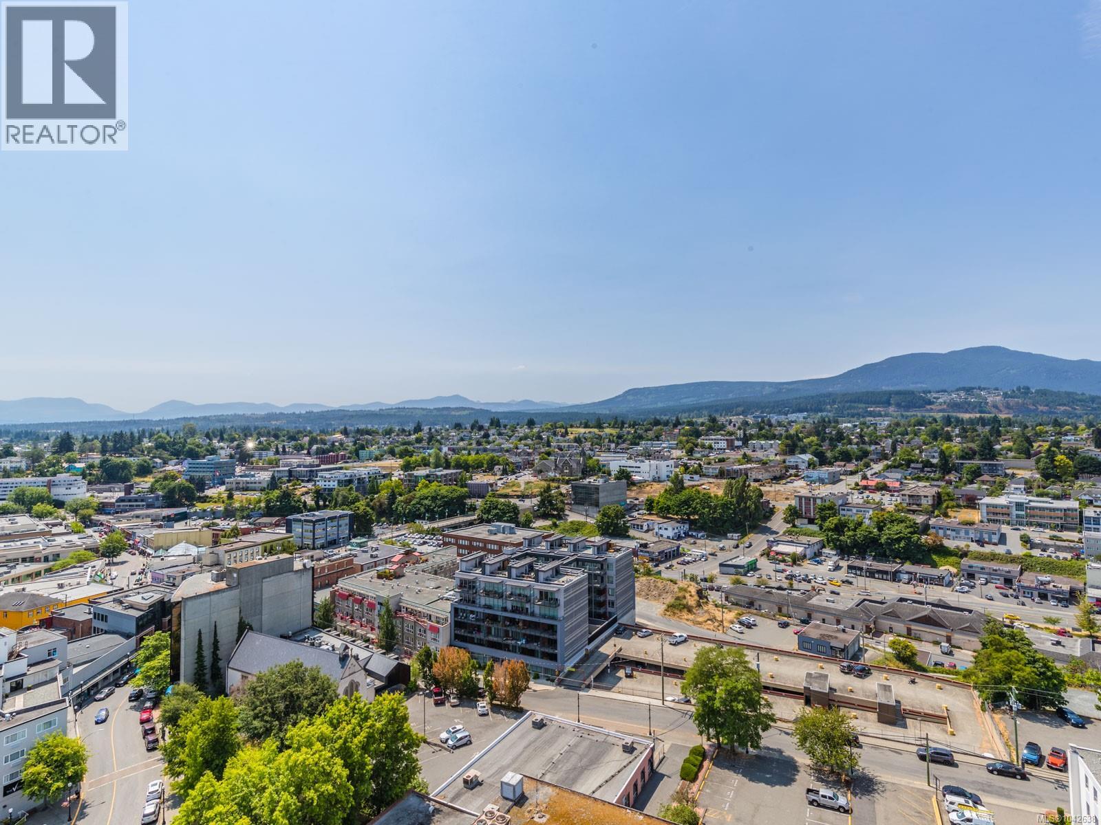 #1802 38 Front St - 16