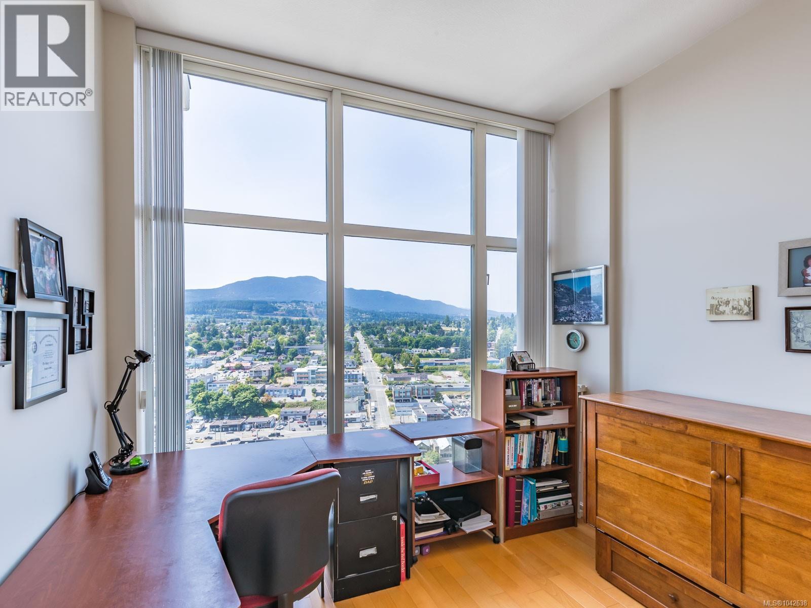 #1802 38 Front St - 9