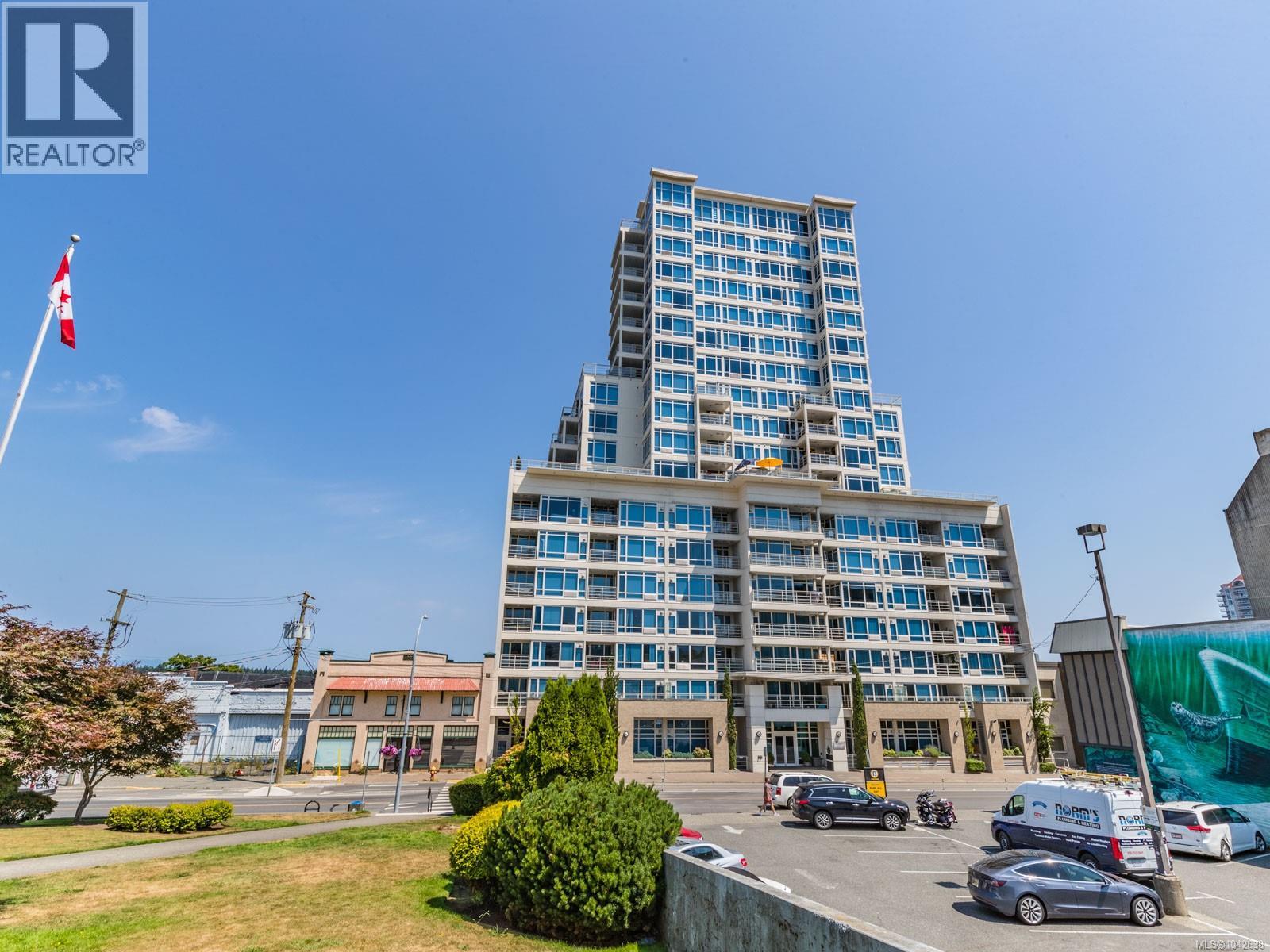#1802 38 Front St - 25