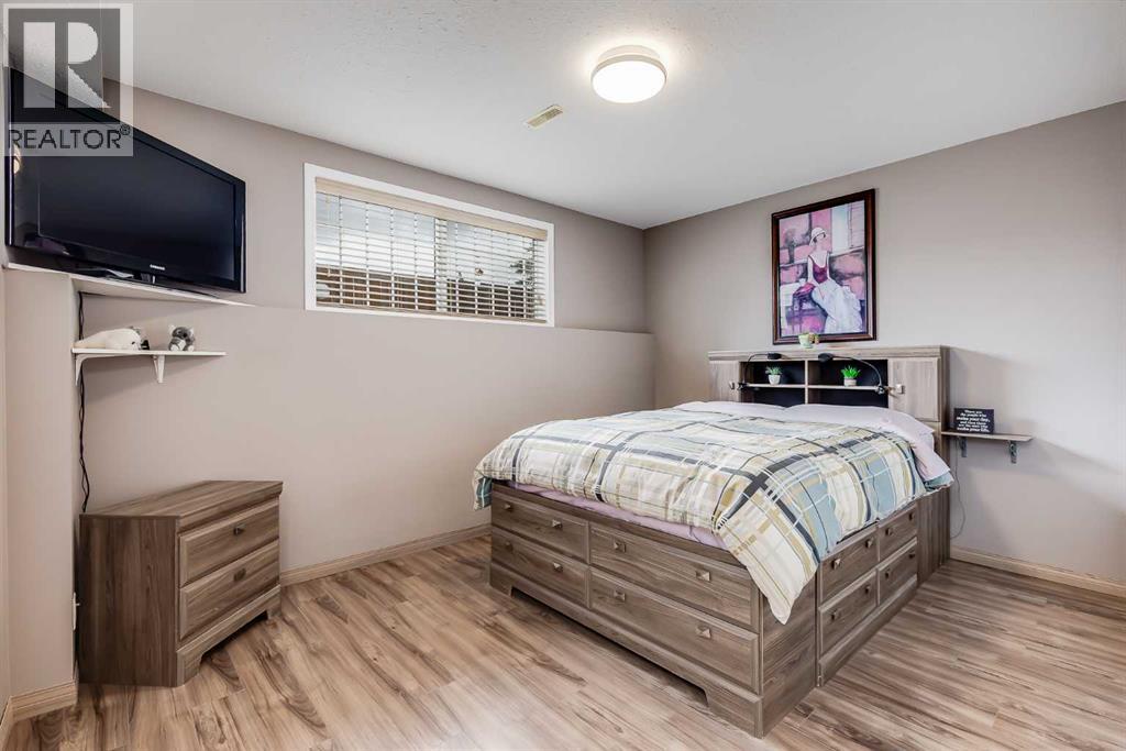 #111 55 Fairways Drive NW - 27