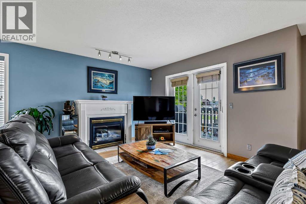 #111 55 Fairways Drive NW - 11