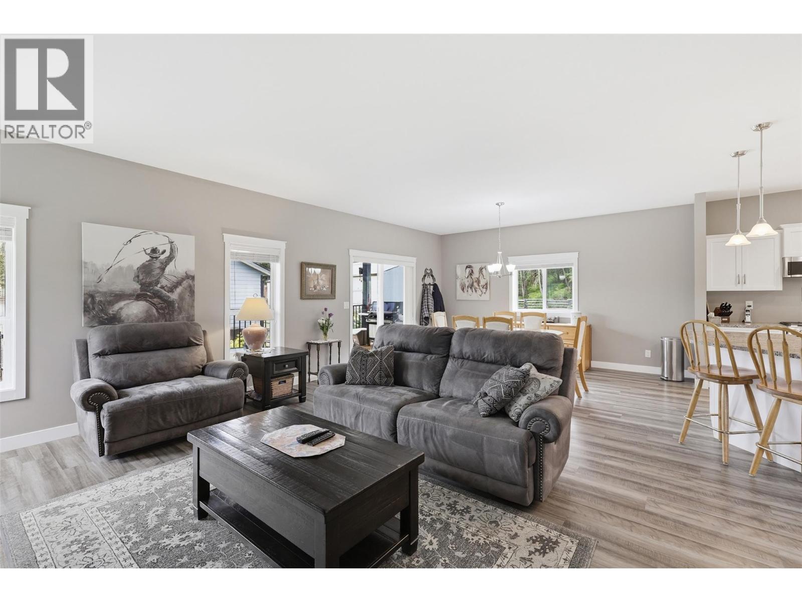 1642 Barnhartvale Road - 10