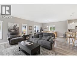 1642 Barnhartvale Road, Kamloops, BC V2C6Y1 Photo 10