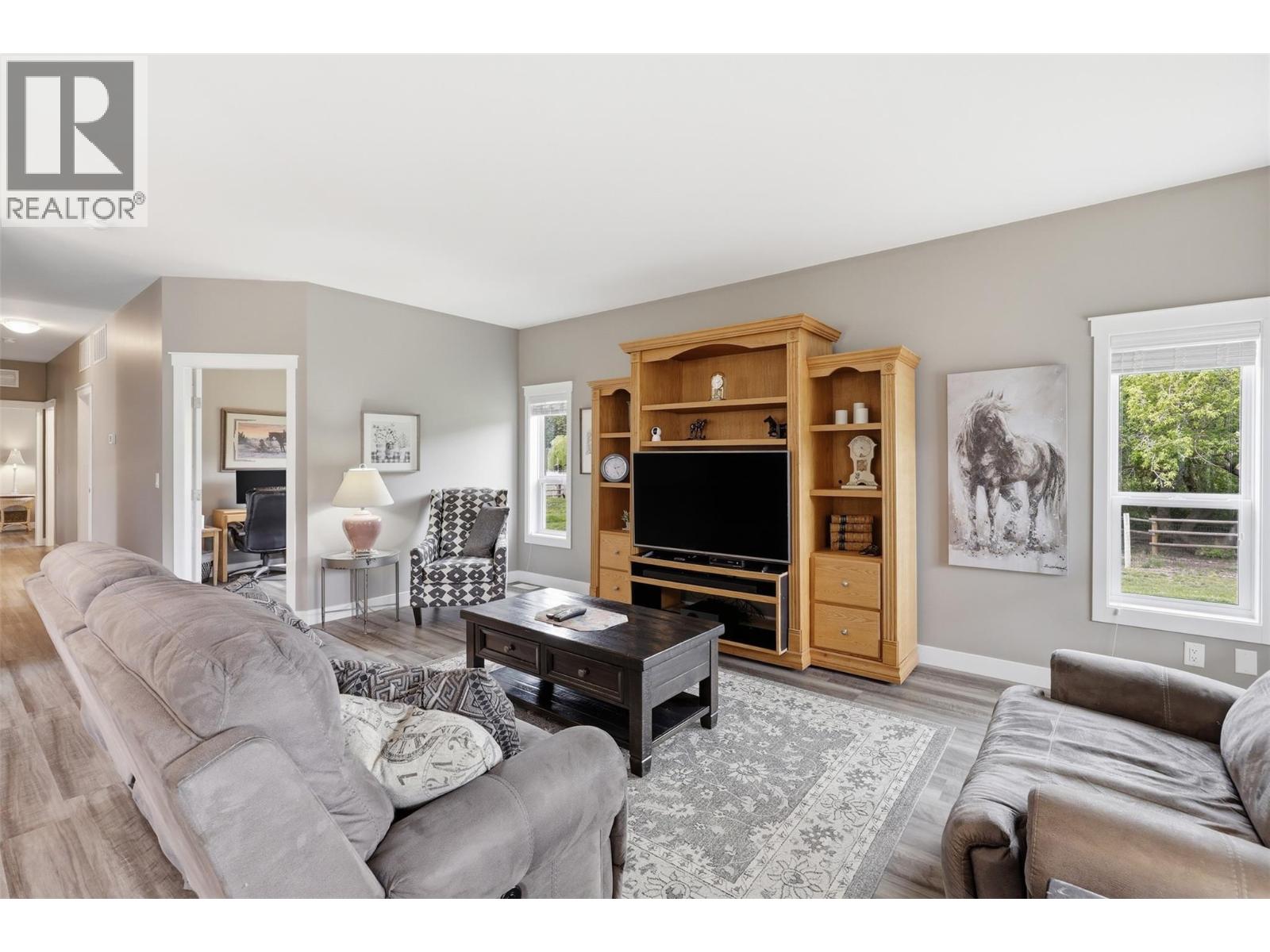 1642 Barnhartvale Road - 13