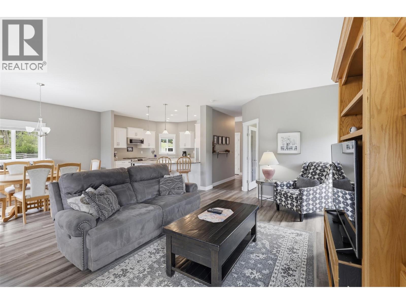 1642 Barnhartvale Road - 12