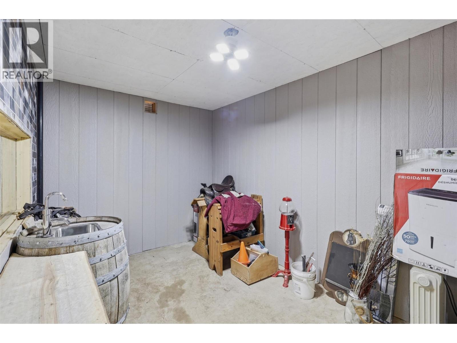 1642 Barnhartvale Road - 42