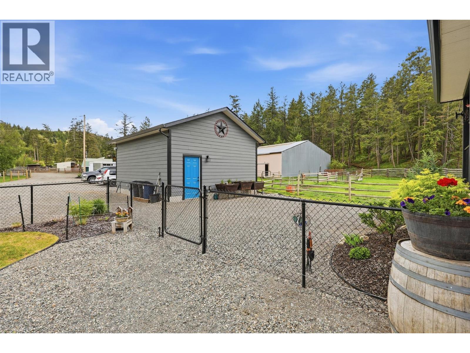 1642 Barnhartvale Road - 32
