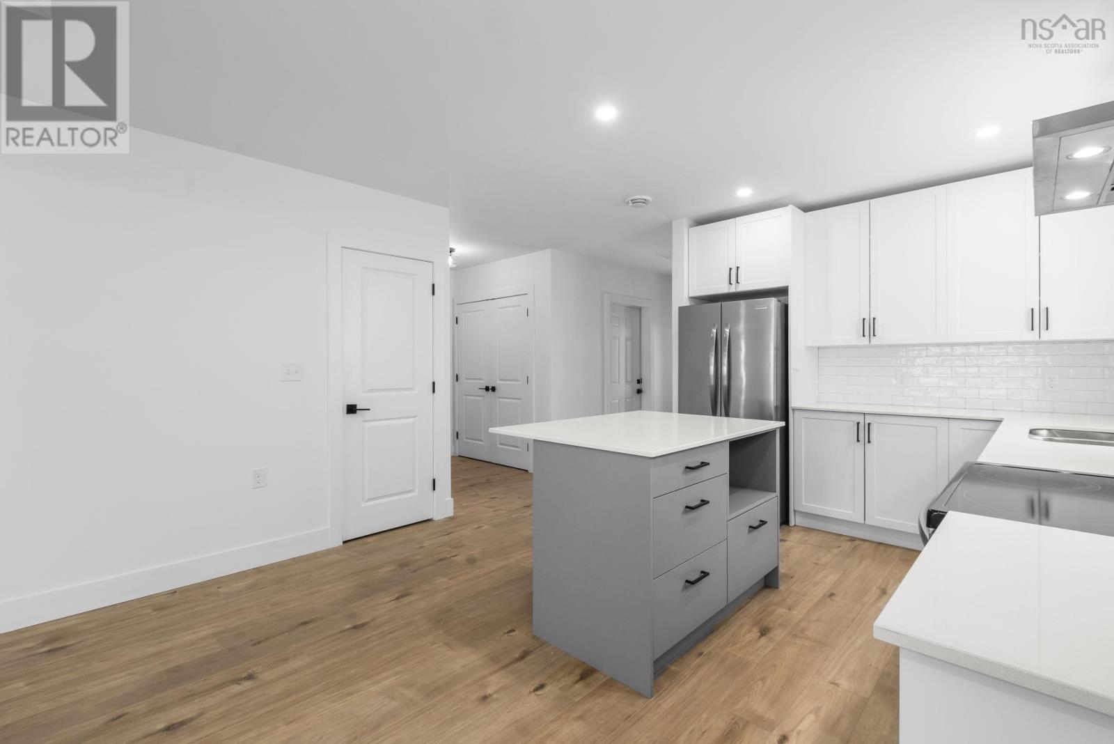 42 Elizabeth Avenue - 13