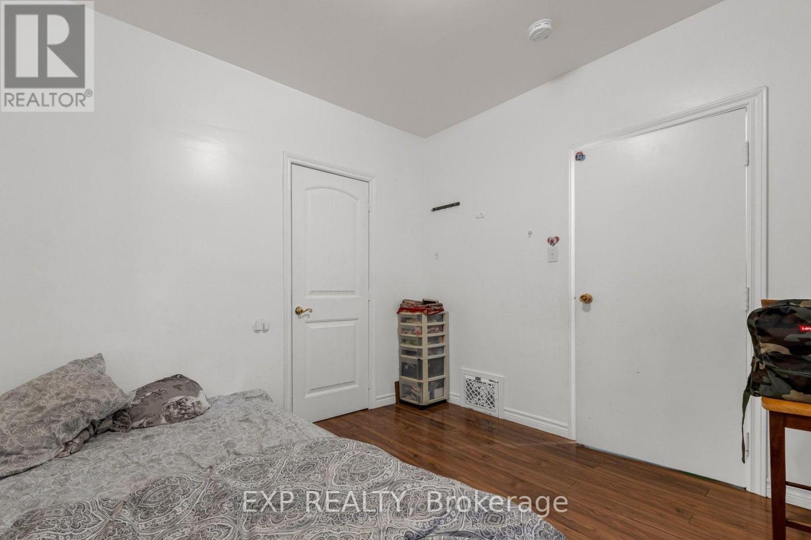 29 GERTRUDE STREET - 17
