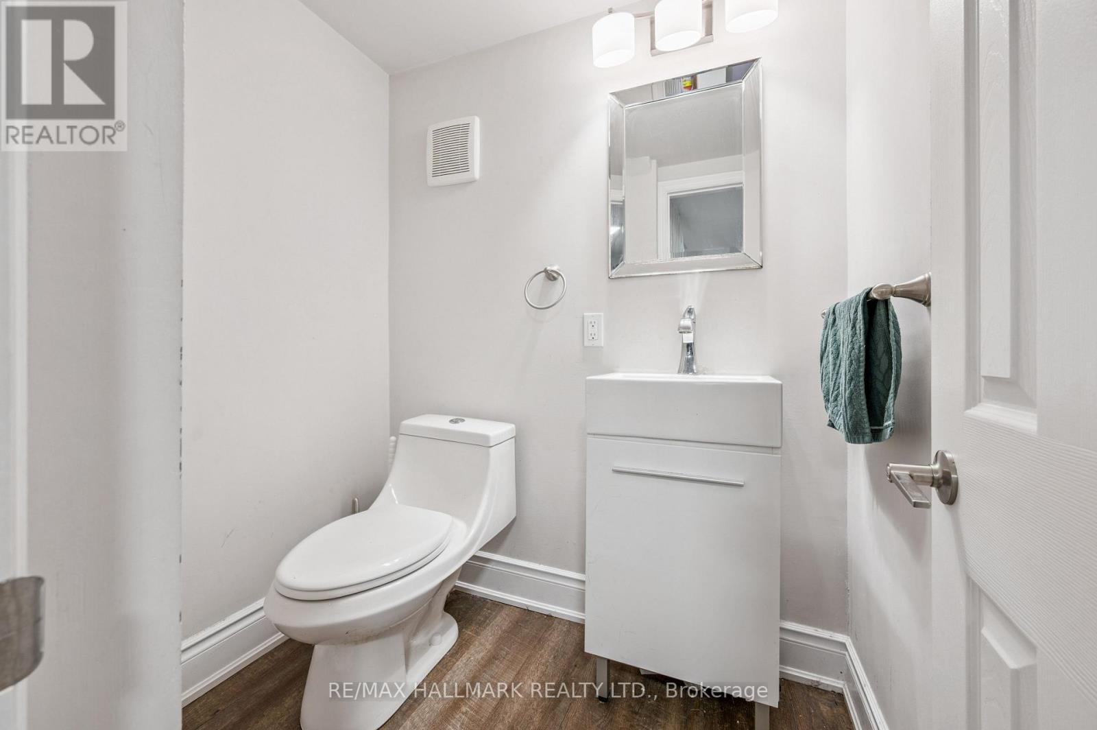 #25 288 WESTCOURT PLACE - 27