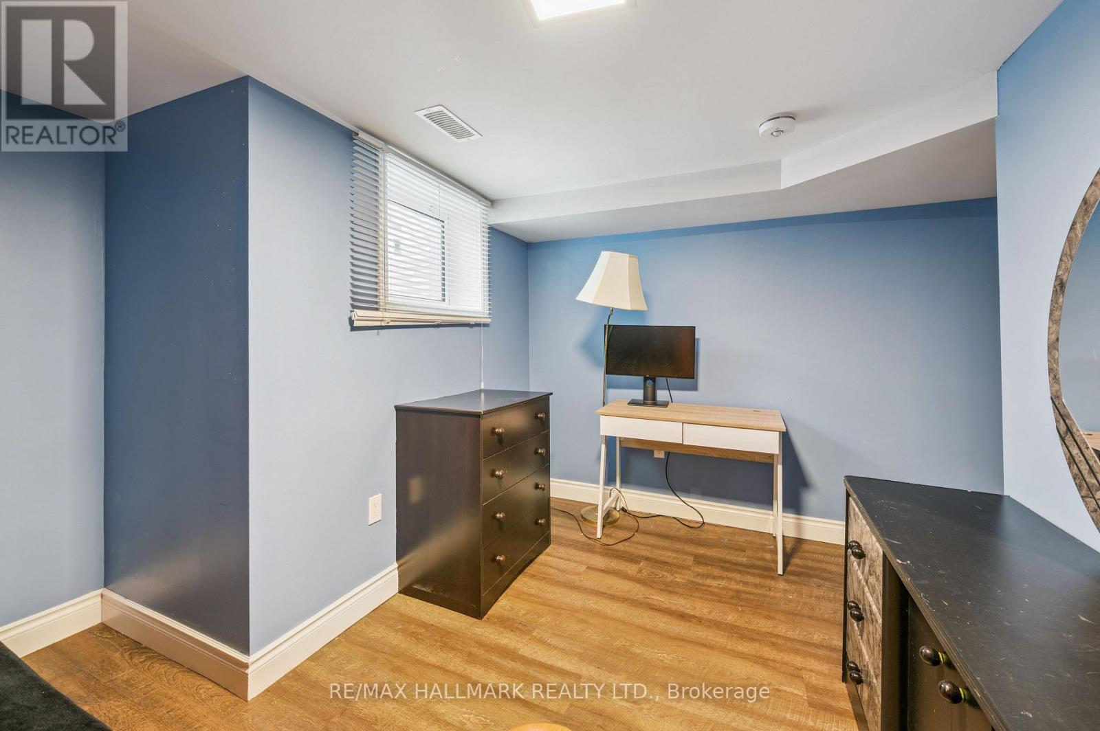 #25 288 WESTCOURT PLACE - 29