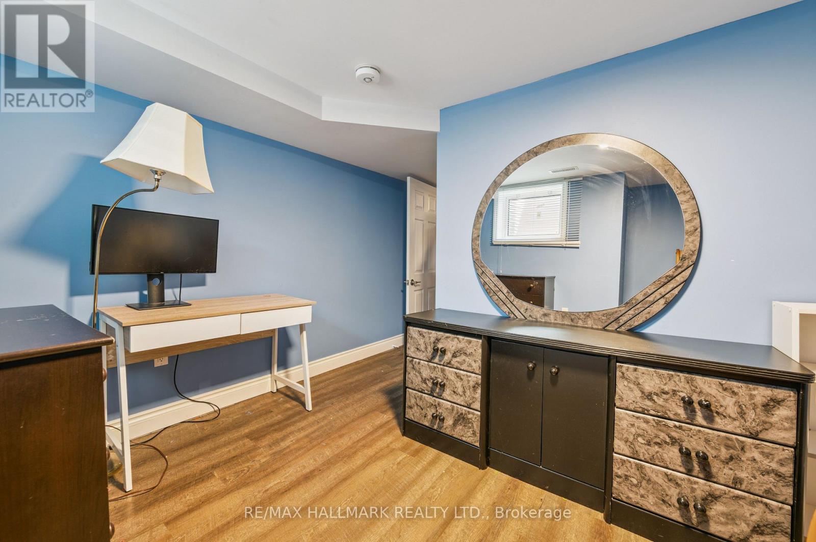 #25 288 WESTCOURT PLACE - 30