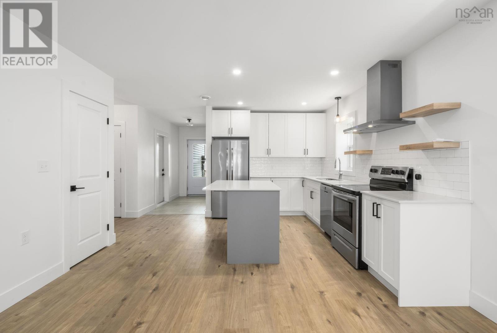 42 Elizabeth Avenue - 12