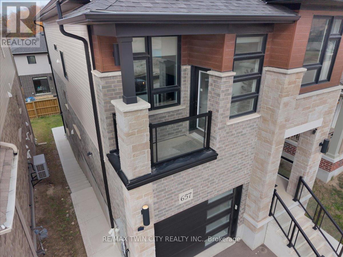 657 BENNINGER DRIVE - 22