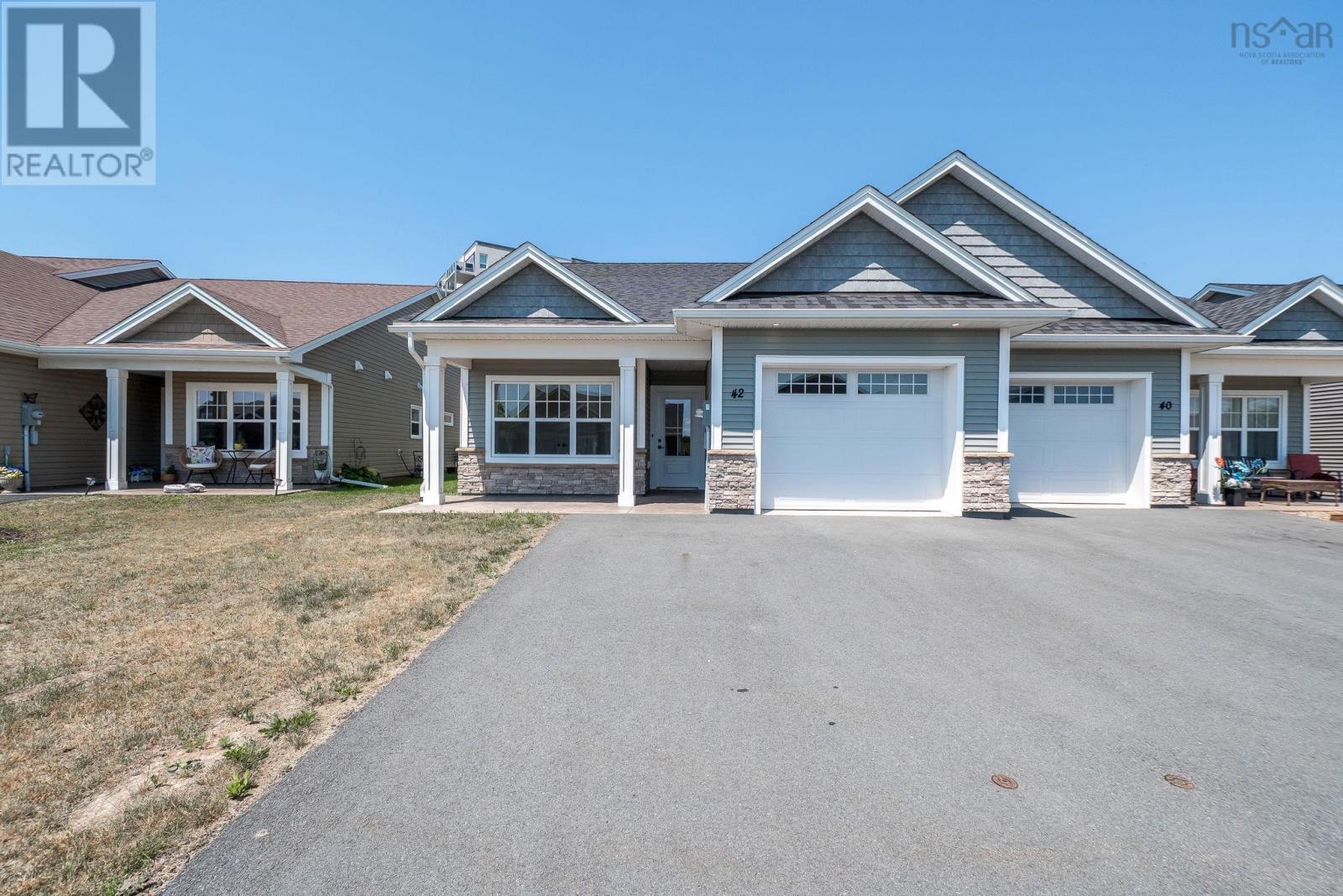 42 Elizabeth Avenue - 2
