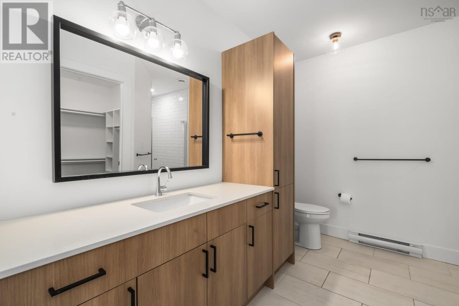 42 Elizabeth Avenue - 32