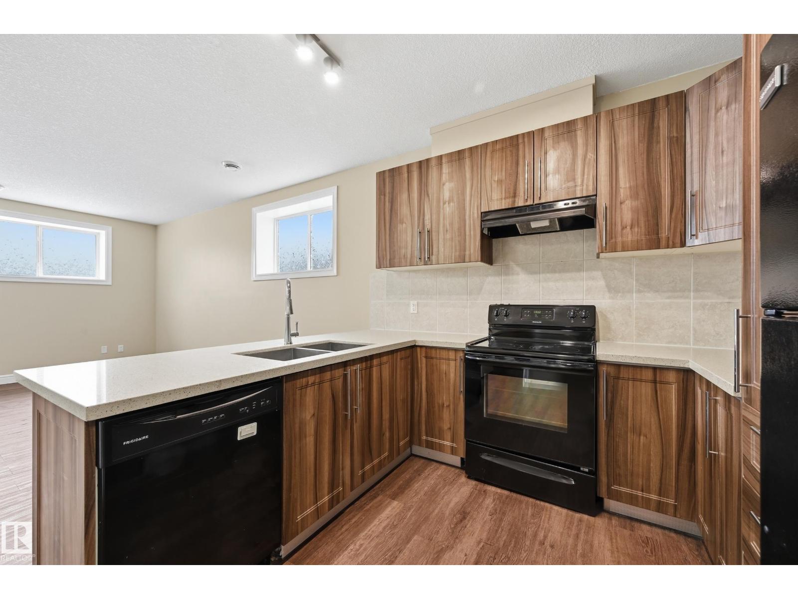 1346 CUNNINGHAM DR SW - 37