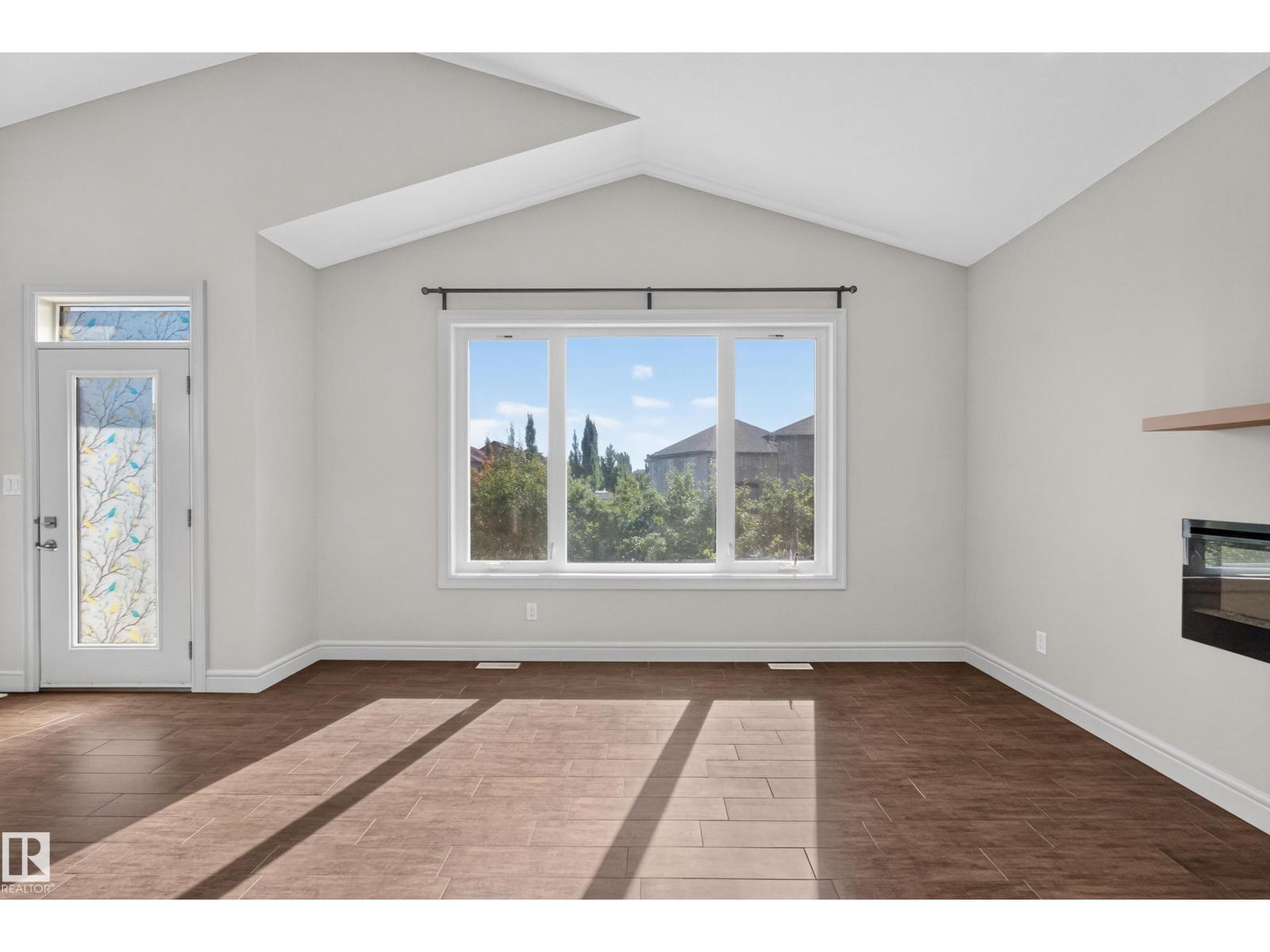 1346 CUNNINGHAM DR SW - 7