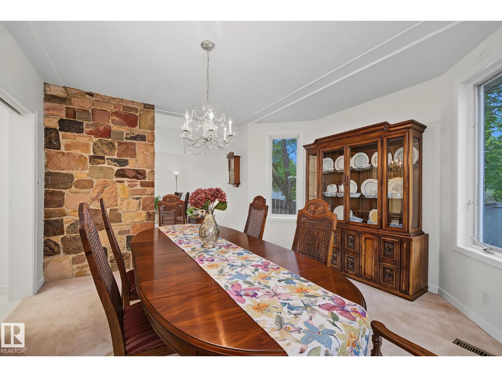 9516 146 ST NW - 22